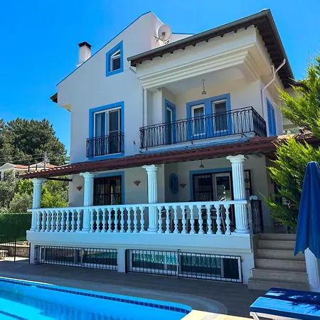 Fethiye'de Doga Manzarali Villa Fethiye